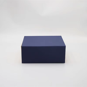 Caja de Papel Rígido Magnética de Alta Gama Personalizada con Laminado Mate y Forro de Esponja con Relieve para Regalos Empresariales - Product Image 5