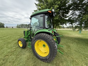 Tractor Compacto de Servicio Pesado 2026 4066R de Alto Rendimiento, Suministro al por Mayor - Product Image 2