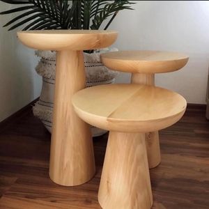 Mesa Auxiliar Redonda Minimalista de Madera Maciza Wabi Sabi, Ecológica y Hecha a Mano, Mesa de Centro para Sala de Estar, Decoración del Hogar - Product Image 1