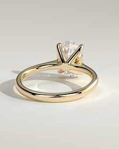 แหวนเพชรทรงรี 1 กะรัต ทองคำแท้ 14K เพชรเลี้ยงในห้องปฏิบัติการ คุณภาพ E VVS2 ตัดทรงกลม ดีไซน์วงแหวนเรียวบาง แหวนเพชรเม็ดเดี่ยวสุดหรู สำหรับหมั้นหมาย ปี 2026 - Product Image 3