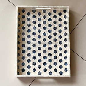 Bandeja de nácar de calidad superior para Ramadán y Eid Rectángulo de metal y MDF con asas para regalos de Royal Decore Mart - Product Image 4