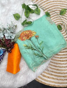 Sari in Seta Teby per Occasioni Speciali con Design Floreale e Bordo Lavorato a Mano, Lussuoso Sari in Seta Teby con Decorazioni in Perle Cutdana - Product Image 1