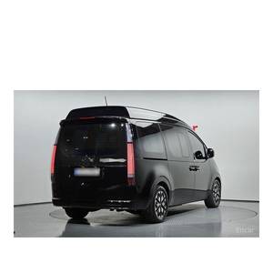 Hyundai Staria Lounge de 7 Plazas, Modelo Octubre 2023, 20,123 km, Diésel, Caja de Cambios Automática, Asientos de Cuero, Cámara Trasera, Volante a la Izquierda - Product Image 2