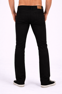 Jean décontracté coupe droite pour homme en tissu extensible noir jais – Un essentiel intemporel de la garde-robe, confectionné en tissu de coton de qualité supérieure - Product Image 3