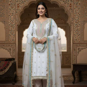 Élégant ensemble palazzo en crêpe de soie blanc avec broderie de sequins et dupatta en résille papillon – Idéal pour les fêtes et les occasions spéciales - Product Image 1