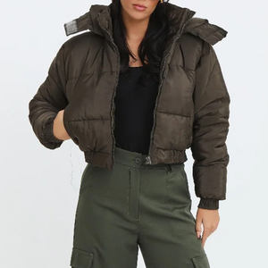 Blouson court matelassé pour femme en peau de mouton, respirant, en viscose tissée, imperméable, style urbain audacieux, coupe courte, personnalisable - Product Image 1