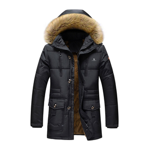 Fabricante de Parkas Elegantes para Hombre con Diseños de Capucha Personalizados y Suministro al por Mayor para Distribuidores de Moda 2026 - Product Image 1