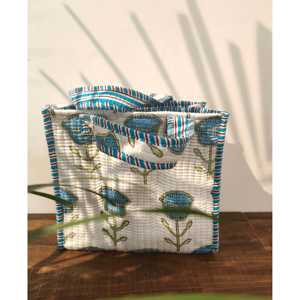 Vestidos Casuales Mini Tulip Kiss de The Quince Life con Estampado Artesanal - Product Image 3