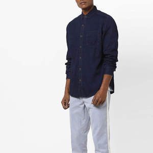 Camisa de Mezclilla para Hombre de Color Sólido con Diseño OEM Personalizado, de Moda, Casual, Talla Grande, para Venta al por Mayor - Product Image 1