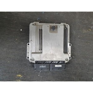 ECUs y Módulos de Computación Usados Forte 391102BAJ8 - Product Image 4