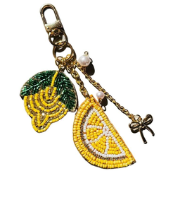 Porte-clés/Anneau porte-clés léger et durable, brodé à la main avec des perles de rocaille, motif floral coloré, fabriqué en Inde - Product Image 1