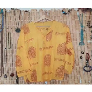 เสื้อคลุมแขนยาวทรงคุर्ติ ฟรีไซส์ เอวธรรมชาติ ผ้าทอสำหรับผู้หญิง สีเหลืองพิมพ์ลายพระกฤษณะ ราคาดีที่สุด - Product Image 1