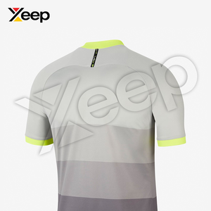 เสื้อฟุตบอลผู้ชาย XEEP รุ่นปรับแต่งได้ XC-SU-08 เสื้อฝึกซ้อมฟุตบอลผ้าโพลีเอสเตอร์ระบายอากาศ แห้งเร็ว ทรงคลาสสิคเข้ารูป - Product Image 4