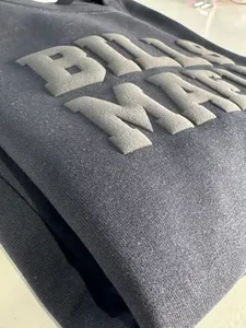 Sweat à capuche gaufré pour homme en molleton de coton rouge, coupe classique, décontracté, automne, avec logo personnalisé et poche avant - Product Image 3