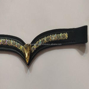 Banda ecuestre en forma de V, banda de frente, canal vacío, personalizada, a la moda, con cadena de cristal de alta calidad - Product Image 4