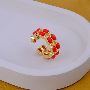 Bague ouverte large en corail rouge fait main - Bague plaquée or avec pierres précieuses ovales multiples - Cadeau de bijoux d'anniversaire pour femme - Product Image 4