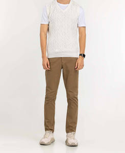 Suéter de punto rasgado sin mangas con logo personalizado, 100% acrílico, estilo urbano, para hombre, cuello redondo. - Product Image 3