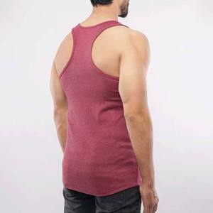 เสื้อกล้ามคอกลมสีแดงเลือดหมูสำหรับผู้ชาย แขนกุด ผ้าถักเนื้อฝ้าย สีพื้น ทรงพอดีตัว สไตล์ลำลอง - Product Image 3