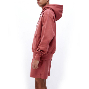 Conjunto Deportivo Informal para Hombre, Sudadera con Capucha Roja y Pantalones Cortos, 100% Algodón, Color Sólido, Cierre con Cordón, Corte Regular - Product Image 4
