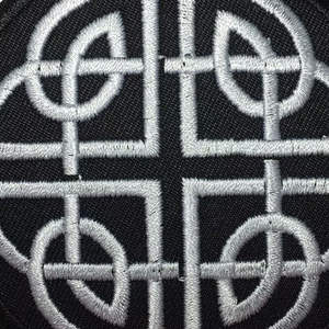 แพทช์ปักลายพรีเมียมแบบกำหนดเอง น้ำหนักเบา เย็บติดด้วยมือ สำหรับเสื้อผ้า แจ็คเก็ต หมวก และกระเป๋า - Product Image 6