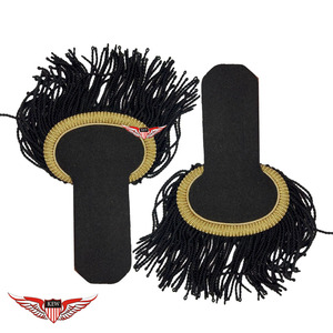 Epaulette Negro y Dorado con Flecos, Accesorio de Disfraz, Epaulette con Flecos Estilo Napoleón Francés - Product Image 1