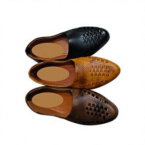Vente chaude en cuir véritable imperméable hommes chaussures Rajasthani chaussures Collection Made India OEM taille personnalisée emballé exportation - Product Image 1