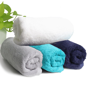 Serviettes à main commerciales de qualité supérieure OEM 600 GSM – Conçues pour les secteurs de la santé et de l'hôtellerie - Product Image 2