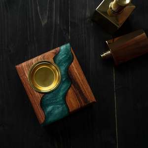 Quemador de Incienso de Madera Hecho a Mano con Incrustaciones de Resina Azul y Copa Interior Dorada, Difusor Aromático de Sándalo para Uso en Todas las Estaciones - Product Image 3