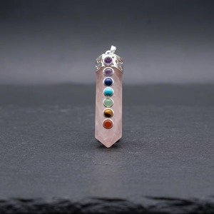 Colgante de Cuarzo Rosa de Alta Calidad con 7 Chakras, Decoración para el Hogar, Regalo, Manualidades, Joyería DIY, Ecológico, Halloween, Año Nuevo - Product Image 1