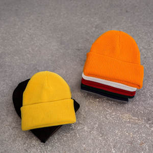 Gorro Unisex de Color Sólido, Gorro de Invierno de Estilo Casual para Adultos, Diseño de Punto Acanalado, Talla 56-58CM - Product Image 5