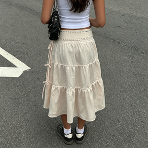 Jupe décontractée streetwear en satin avec nœud papillon, fente, taille haute élastique, couleur unie, coupe trapèze à volants pour femme - Product Image 6