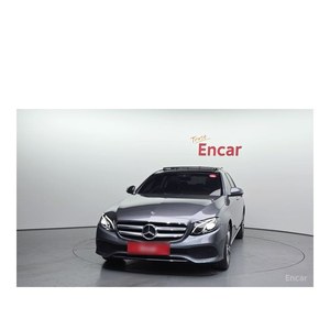 Mercedes-Benz E300 Avantgarde Clase E 2020, 83,529 km, Volante a la Izquierda, Caja de Cambios Automática, Asientos de Cuero, Emisión Euro V, Cámara Trasera - Product Image 3