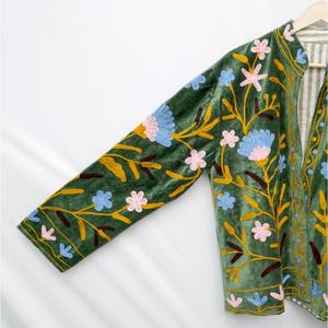 Cardigan en velours vert brodé de fleurs, ouvert sur le devant, réversible, col mandarin, style bohème, manteau trois quarts, écologique - Product Image 5
