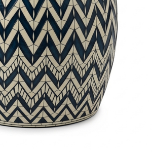 Taburete de Tambor de Diseño Industrial Hecho a Mano de MDF y Madera Maciza con Patrón Chevron, Personalizable al por Mayor para Dormitorio, Escuela o Entrada - Product Image 4