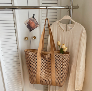 Exquisite Natural yarn <b>bag</b> Woven <b>Tote</b> <b>Bag</b> with Mesh Details Stylish Handmade Shoulder <b>Bag</b> <b>for</b> Women <b>Summer</b> Style - Product Image 3