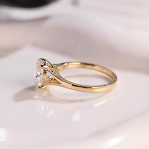 Anillo solitario de diamante de 2.00 quilates, corte ovalado, color F, claridad VS1, oro amarillo de 14k, anillo de compromiso para mujer, certificado IGI - Product Image 4