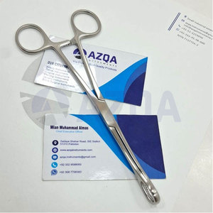 Pinces à éponges en acier inoxydable avec poignées annulaires et mâchoires ovales dentelées pour pansements chirurgicaux et usage médical - Product Image 6