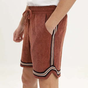 Shorts de sport pour hommes pour un usage décontracté, shorts en coton à manches courtes tendance pour hommes avec couleur personnalisée - Product Image 3