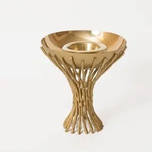 Brûleur d'encens en métal Portable brûleur à cône d'encens en laiton petit porte-encens pour la méditation de l'Inde par RF Crafts - Product Image 1