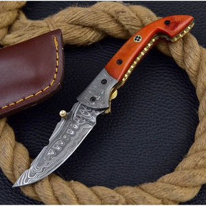 Cuchillo de Bolsillo de Acero de Damasco Hecho a Mano Personalizado Burraq con Funda de Cuero para Regalo de Aniversario o Regalo para Padrinos de Boda - Product Image 6