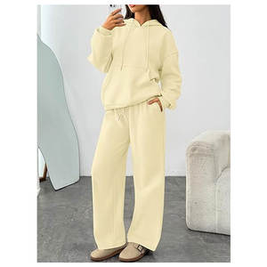 Conjunto de 2 piezas para mujer, sudadera extragrande y pantalones de pierna ancha, ropa informal de invierno, cómoda - Product Image 2