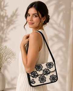 Sac à main en perles de verre certifié MS Handicraft, design rose matcha, forme et couleur personnalisées, modèle Uttar Pradesh Ms-wc-001 - Product Image 2