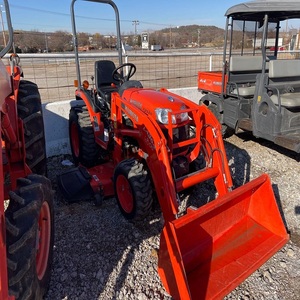 Tracteur compact Kubota B2920 en gros d'usine avec plateau de tonte, 23 CV, diesel, 4x4, hydrostatique, machine agricole et de jardin - Product Image 5