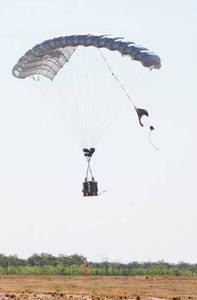 Parasail en nylon naturel pliable de haute qualité, résistant et durable, imperméable, équipement de sport de plein air, capacité de 100 kg - Product Image 3