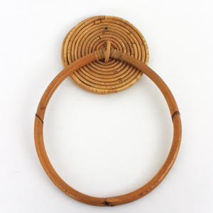 Porte-serviettes fonctionnel en rotin, support circulaire pour serviettes de salle de bain, de la plus haute qualité - Product Image 1