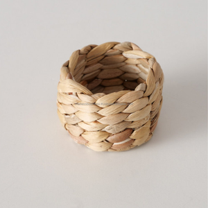 Accessoires de décoration de fête de mariage de style bohème personnalisés durables et écologiques porte-anneaux de serviette en jacinthe d'eau - Product Image 2