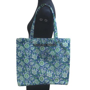 Main bloc imprimé indien coton carré Style bohème sac fourre-tout sac à bandoulière pour femmes sac fait à la main - Product Image 1