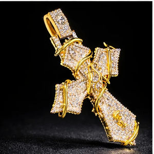 Pendentif personnalisé en argent 925 plaqué rhodium glacé avec photo de croix chrétienne Jésus, en moissanite, breloque religieuse, cadeau parfait pour collier - Product Image 3