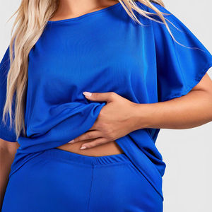 Service OEM ODM – Ensemble décontracté d'été pour femme : T-shirt à manches courtes et short en maille unie – Vente en gros - Product Image 4