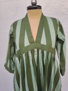 Vestido Kaftán de Algodón a Rayas Verdes para Mujer, Cuello en V, Manga Larga, Corte Holgado, Estilo Maxi, Ropa Casual de Verano para Compradoras de Boutique - Product Image 4